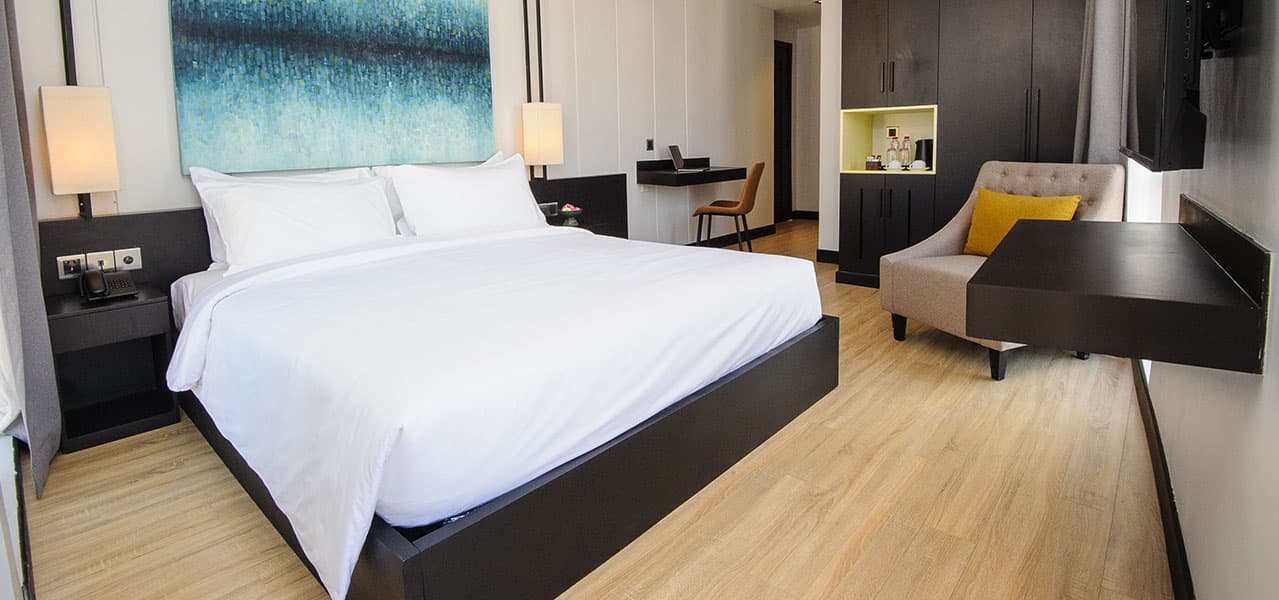 Premier Deluxe King at GLOW PARK HOTEL Grand Royal Palace